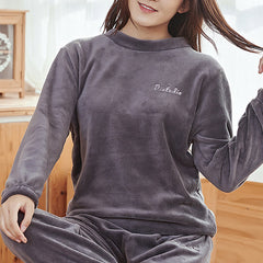 🔥【Топъл плюшен комплект 40-90 кг】🔥Пижама от коралов полар, удебелени ежедневни дрехи за дома, модерен и удобен комплект пижама