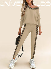 2-Части Спортен Комплект с Асиметрично Рамо, V-Яка и Комбинирани Материали