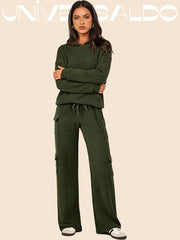 Дву-Частен Спортен Комплект с Качулка в Свободен Крой