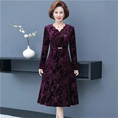 🔥👗Златиста кадифена рокля с дълъг ръкав и V-образно деколте