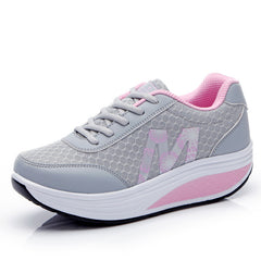 🏆✨【50% ОТСТЪПКА】👟Нови дамски маратонки с дебела подметка, удобни, дишащи и устойчиви на хлъзгане