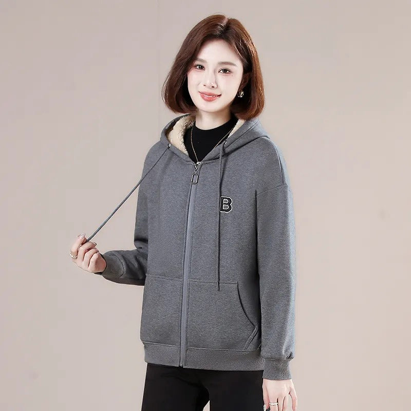 ❄️🧣Есенно-зимно топло палто с качулка и полар, подплатено с полар.