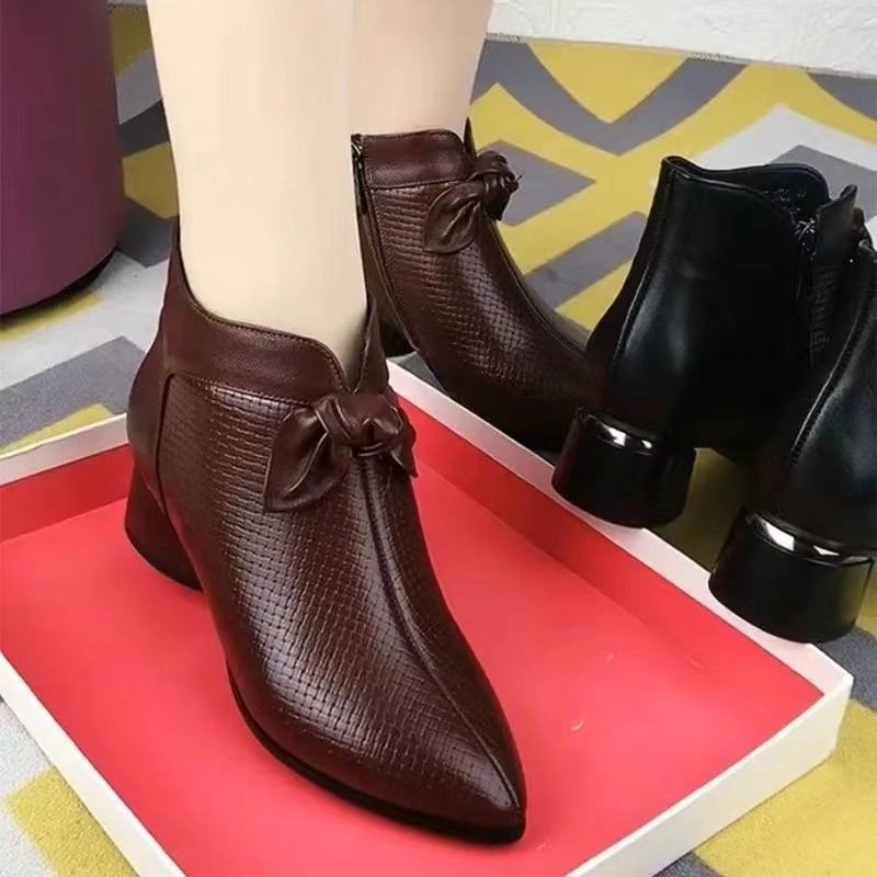 【50% ОТСТЪПКА】Ботуши Dr. Martens с дебела подметка, достигащи до средата на прасеца, с мека подметка