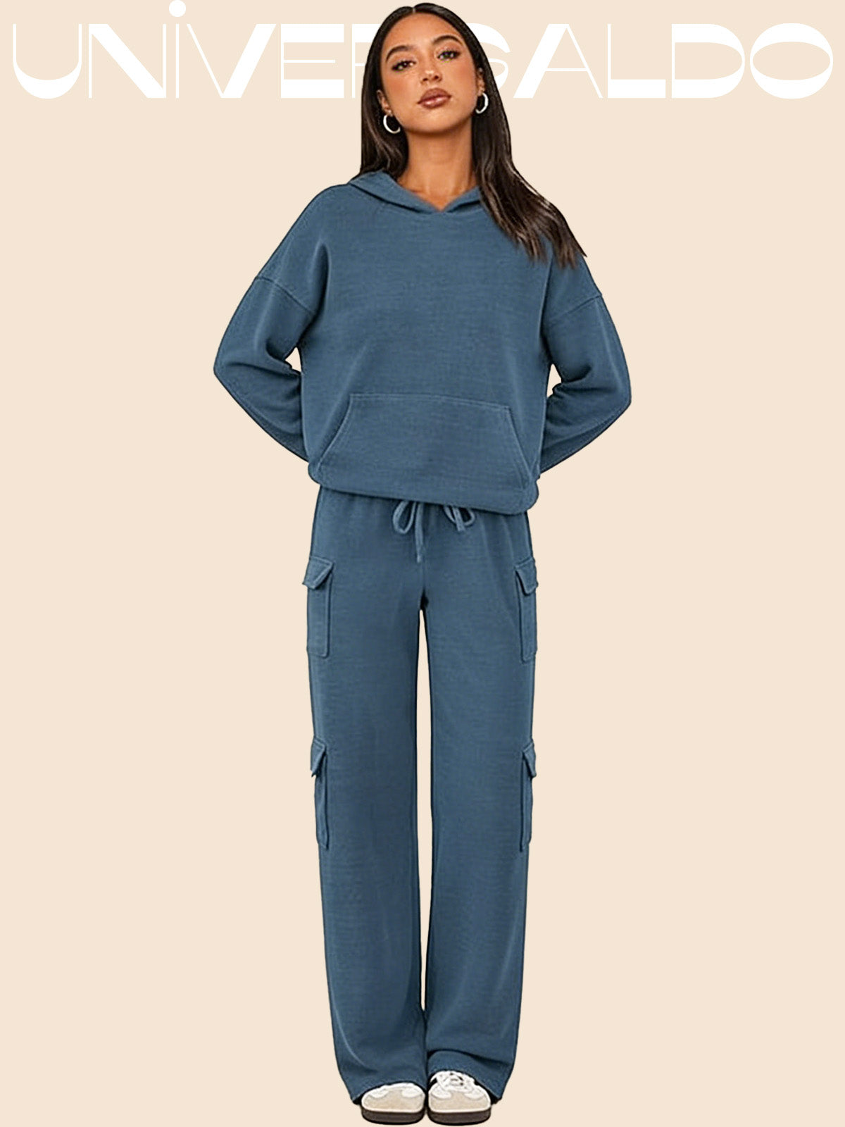 Дву-Частен Спортен Комплект с Качулка в Свободен Крой