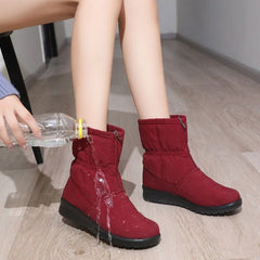 Дамски зимни кадифени снежни ботуши, топли, водоустойчиви и противоплъзгащи.