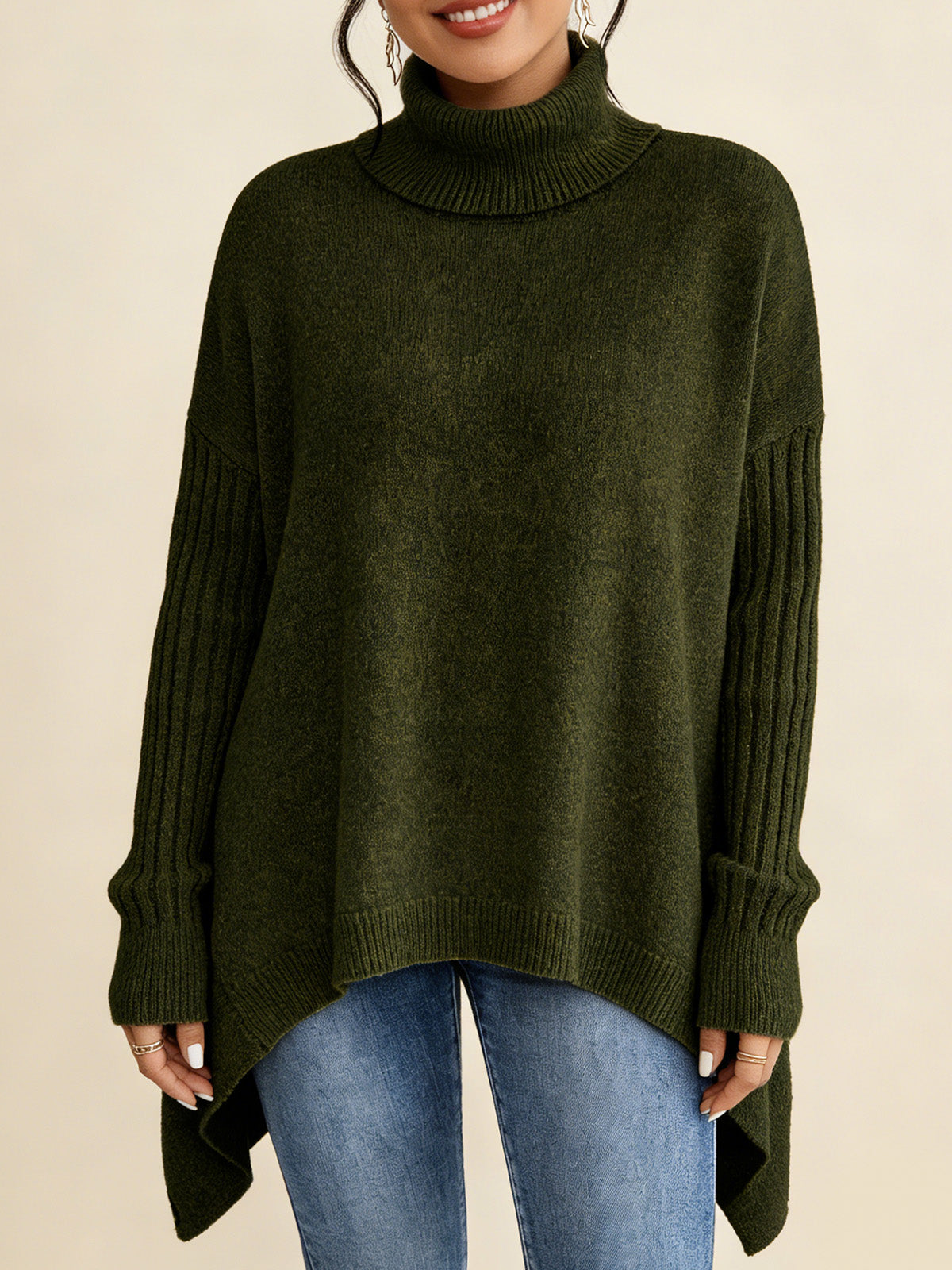 Асиметричен Плетен Пуловер с Падащи Ръкави и Висок Яка