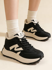 Високи Зимни Ботуши с Дебела Подметка и Подплата